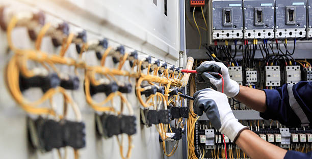 Professional Electrician technician working in Newport, WA